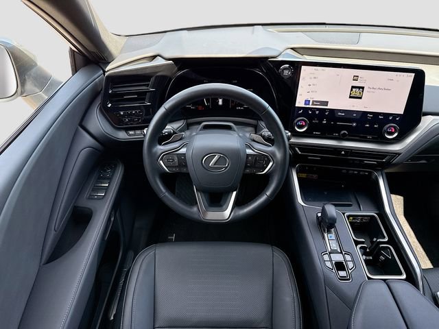 Used 2025 Lexus TX 350 AWD w/ Technology Package image 18