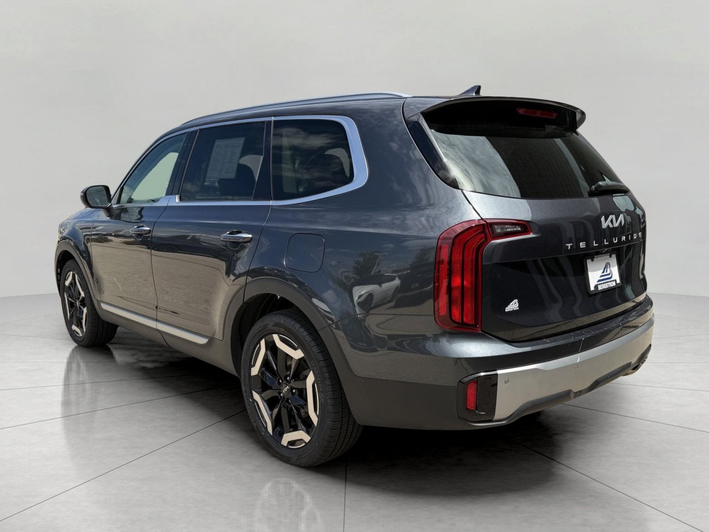 Used 2023 Kia Telluride S w/ S Sunroof Package AWD/4WD image 10