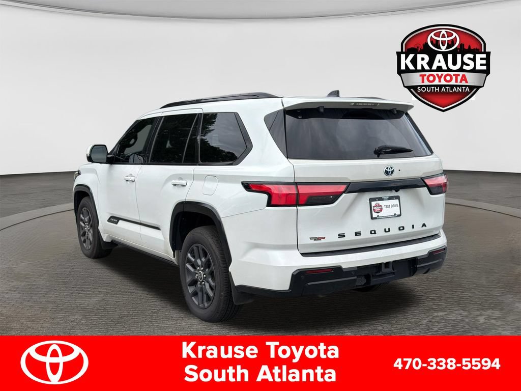 Used 2023 Toyota Sequoia Platinum AWD/4WD image 6