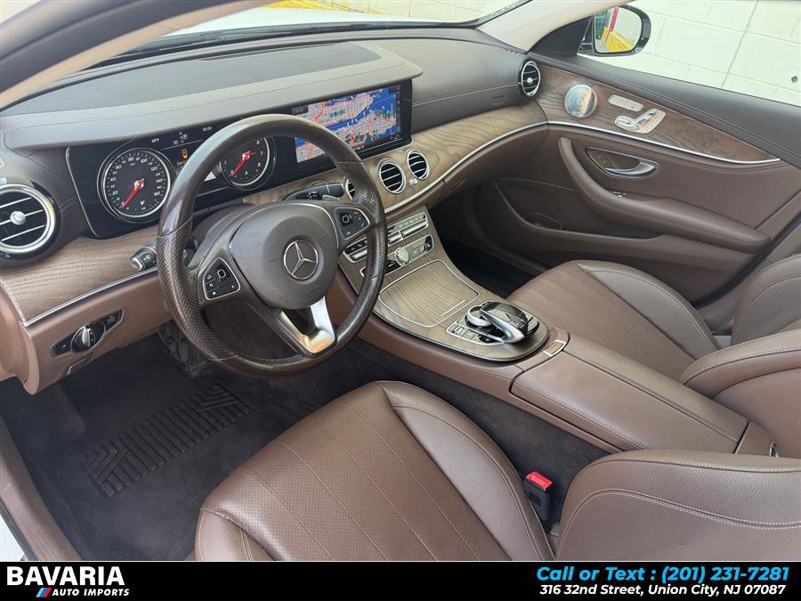 Used 2018 Mercedes-Benz E 300 4MATIC image 21