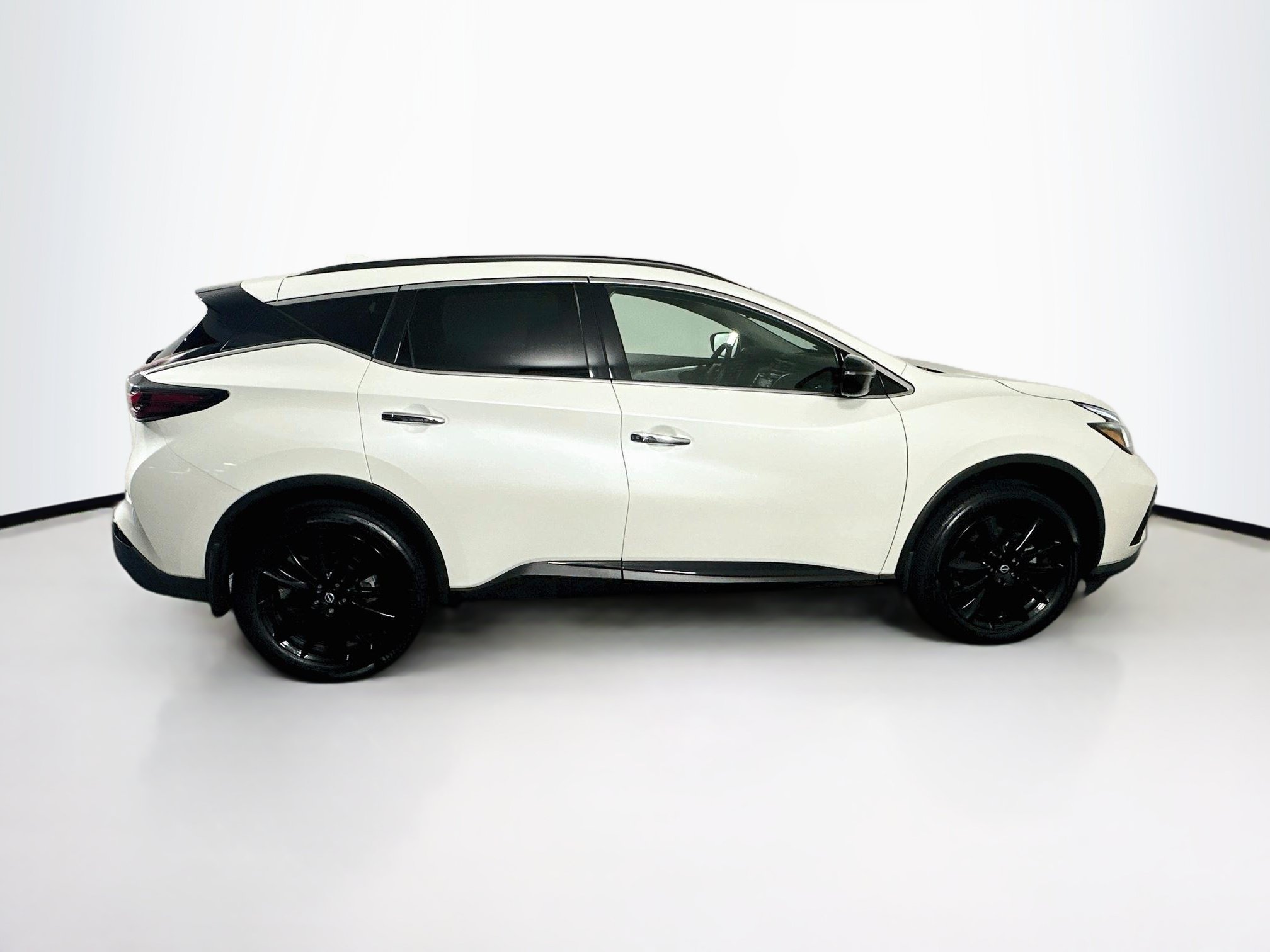 Used 2024 Nissan Murano SV w/ SV Midnight Edition Package FWD image 10