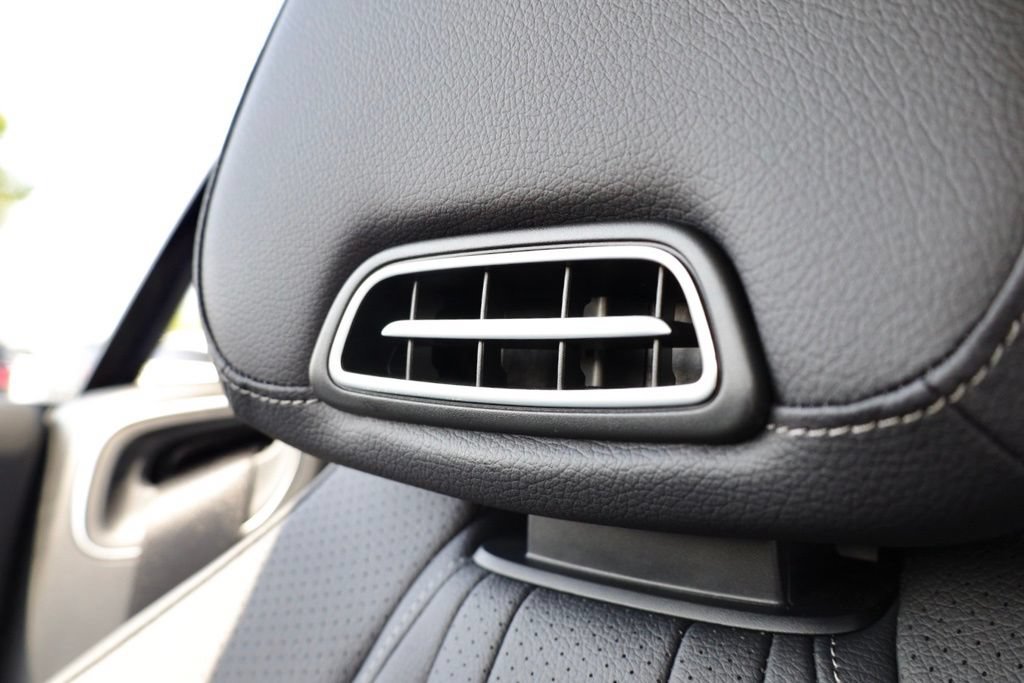 Used 2025 Mercedes-Benz CLE 300 4MATIC Cabriolet image 31