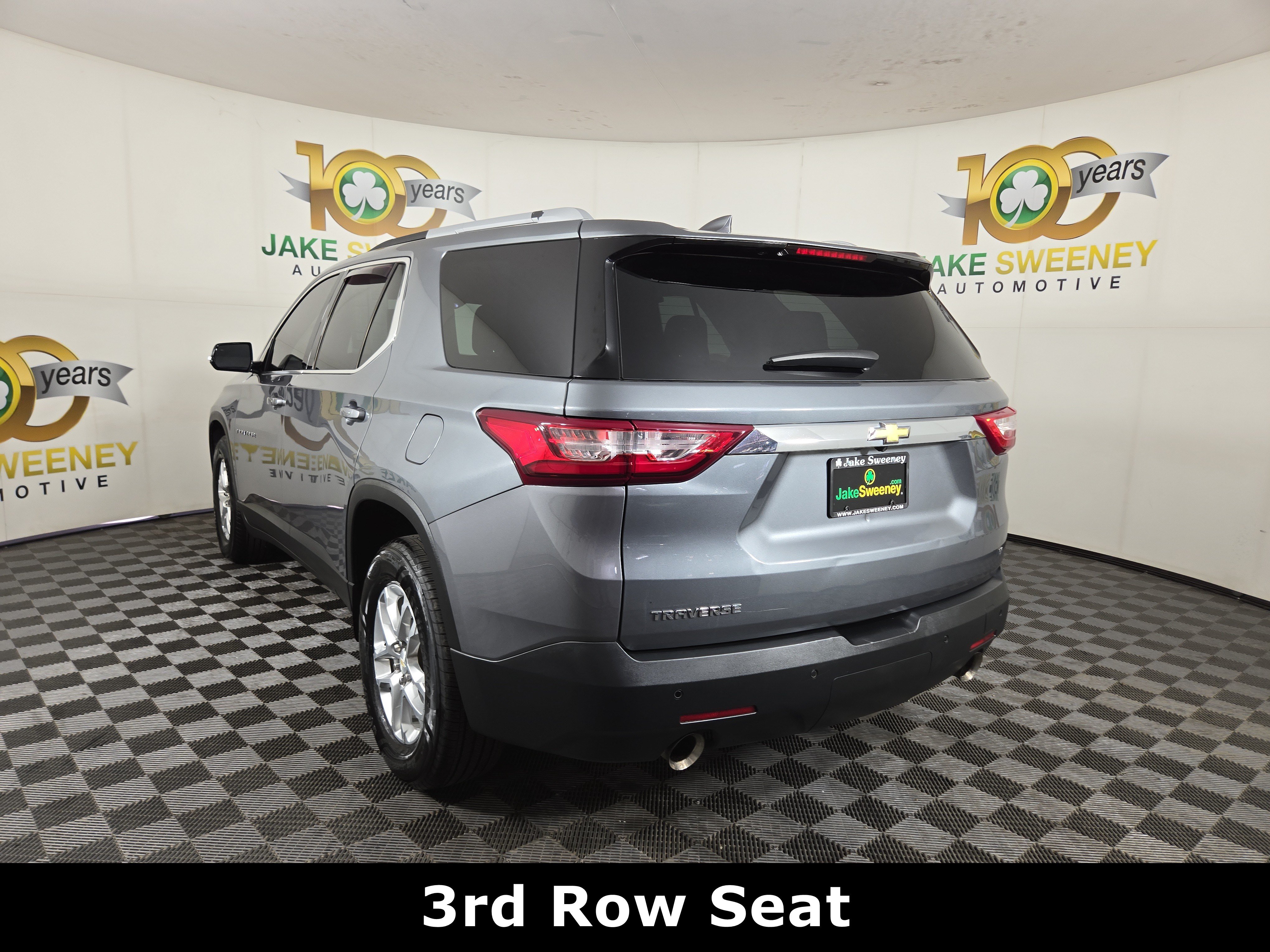 Used 2018 Chevrolet Traverse LT FWD image 7