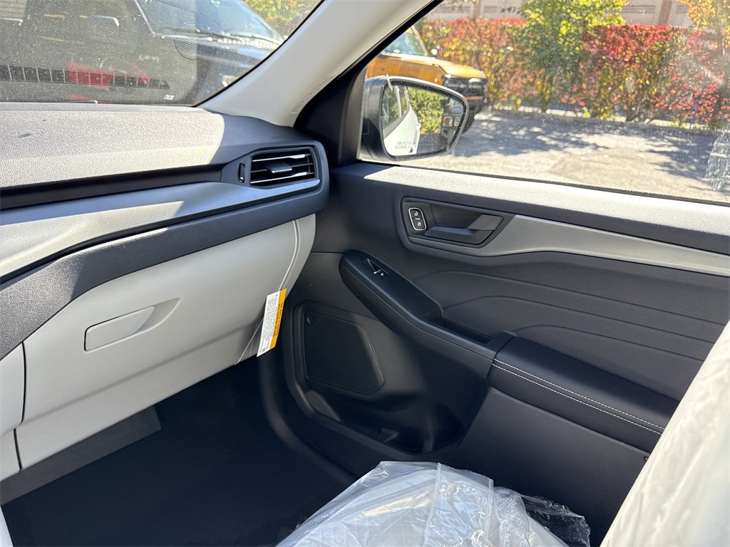 Used 2025 Ford Escape Active w/ Tech Pack #1 image 15