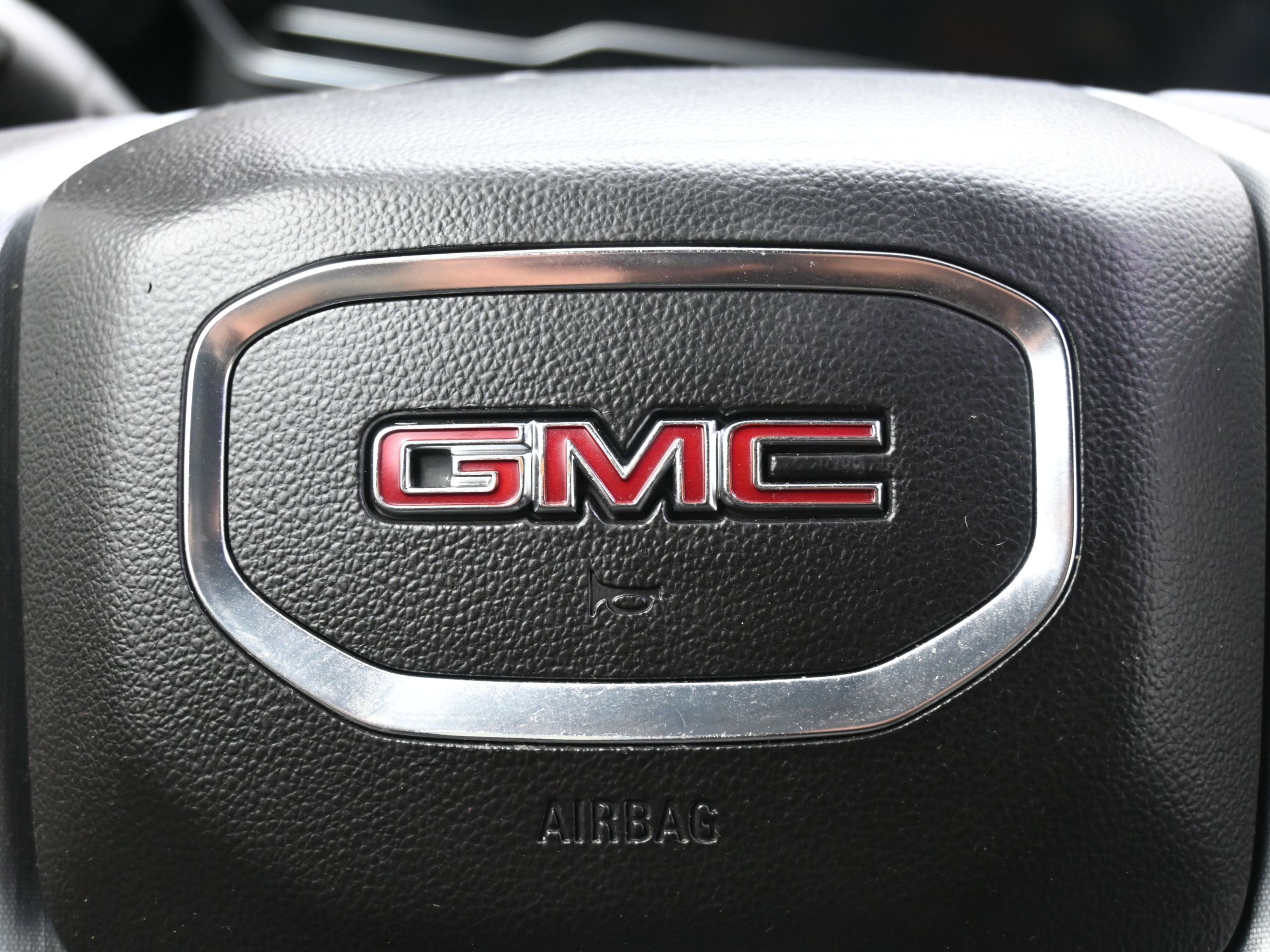 Used 2022 GMC Sierra 1500 Elevation image 32