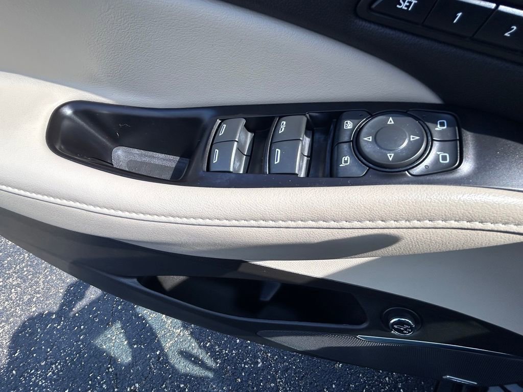 Used 2019 Buick Enclave Premium w/ Experience Buick Package image 35