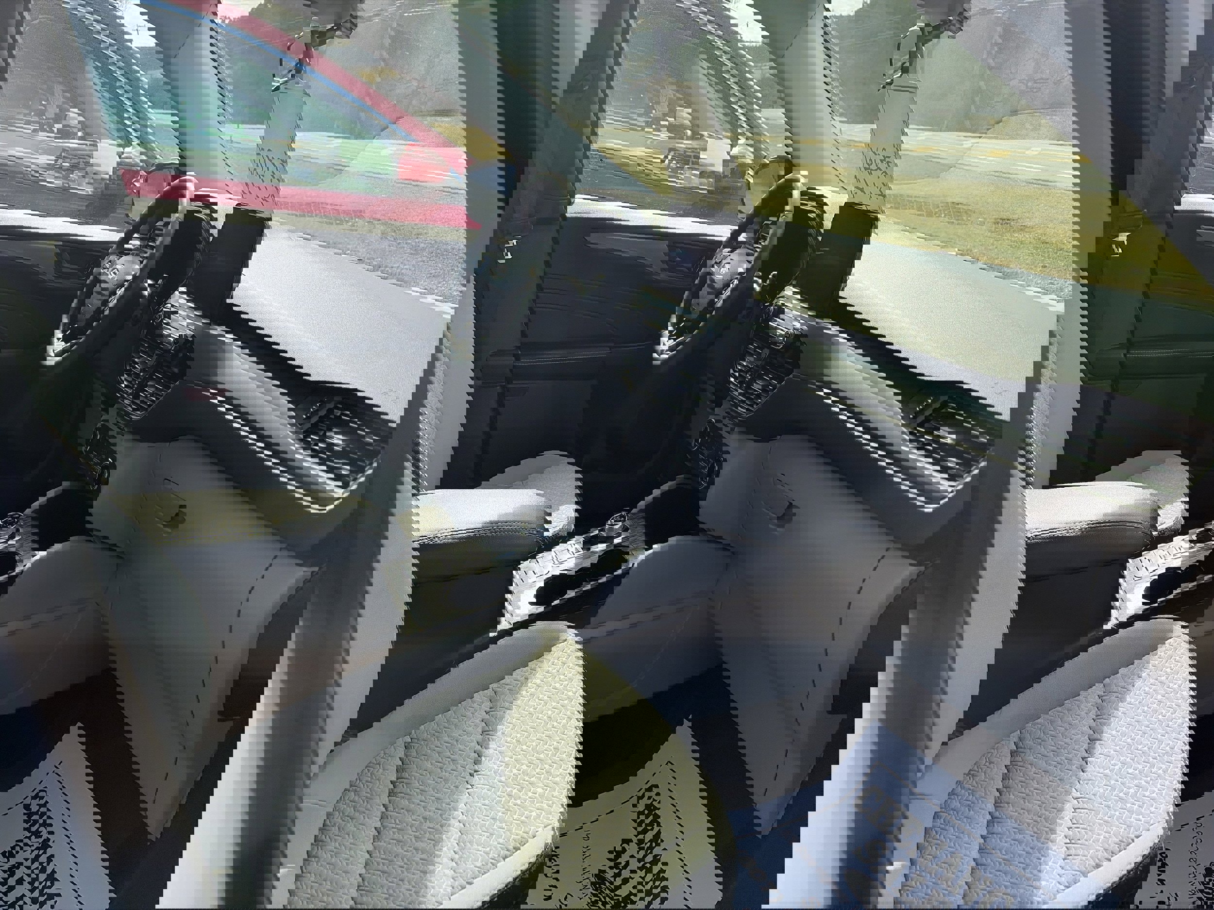 Used 2023 Ford Escape Active image 5