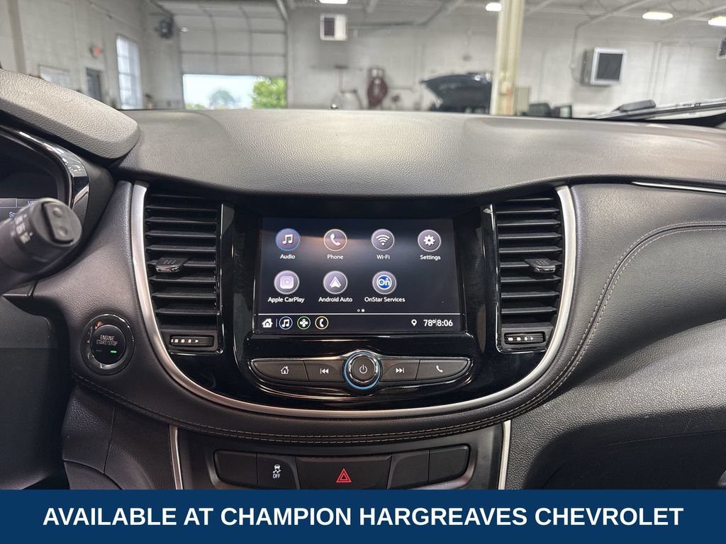 Used 2020 Chevrolet Trax LT w/ LT Convenience Package FWD image 18