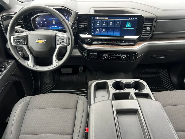 Used 2026 Chevrolet Silverado 1500 LT AWD/4WD image 3