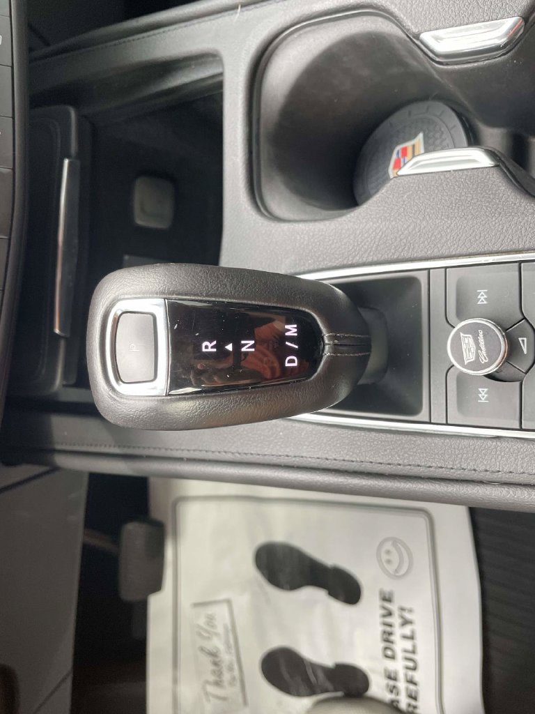 Used 2019 Cadillac XT4 Premium Luxury w/ Technology Package AWD/4WD image 17