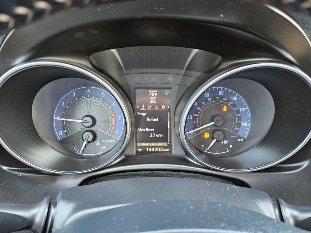 Used 2018 Toyota Corolla iM FWD image 19