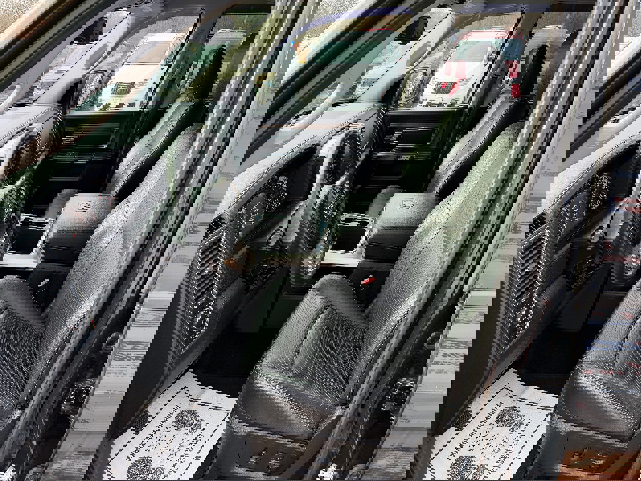 Used 2016 RAM 1500 Laramie w/ Convenience Group image 4