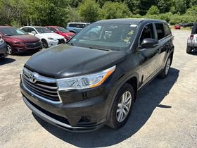 Used 2014 Toyota Highlander LE