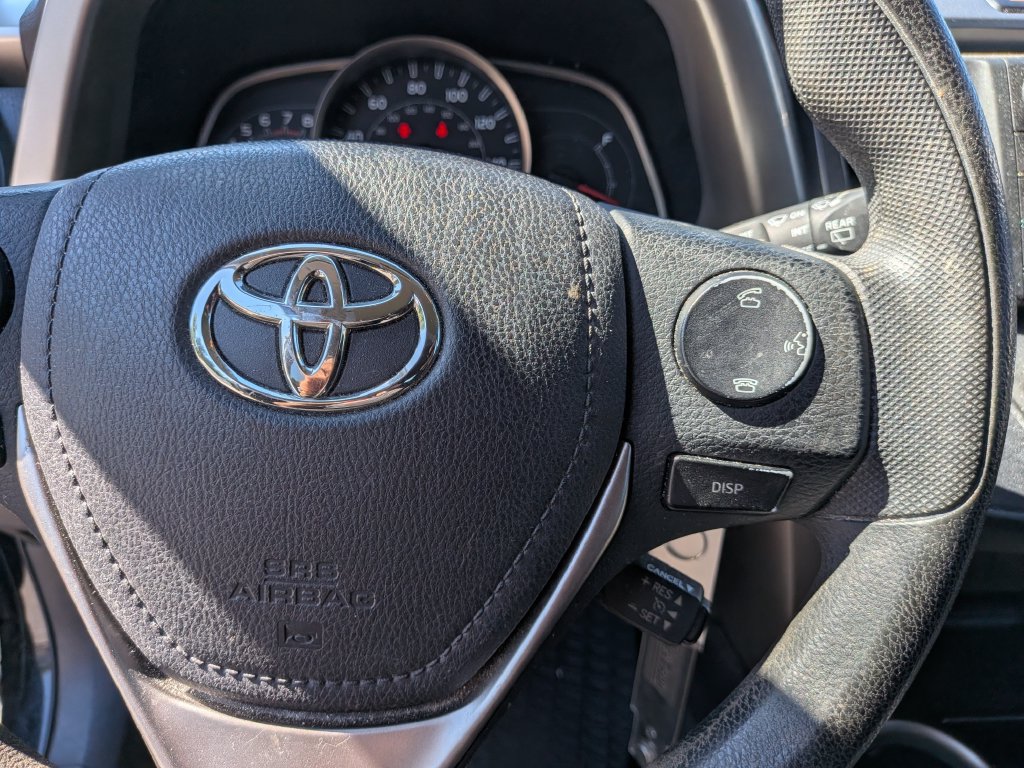 Used 2014 Toyota RAV4 LE FWD image 13