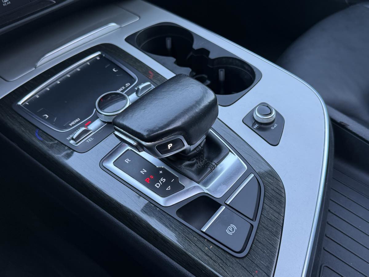 Used 2018 Audi Q7 2.0T Premium Plus AWD/4WD image 11