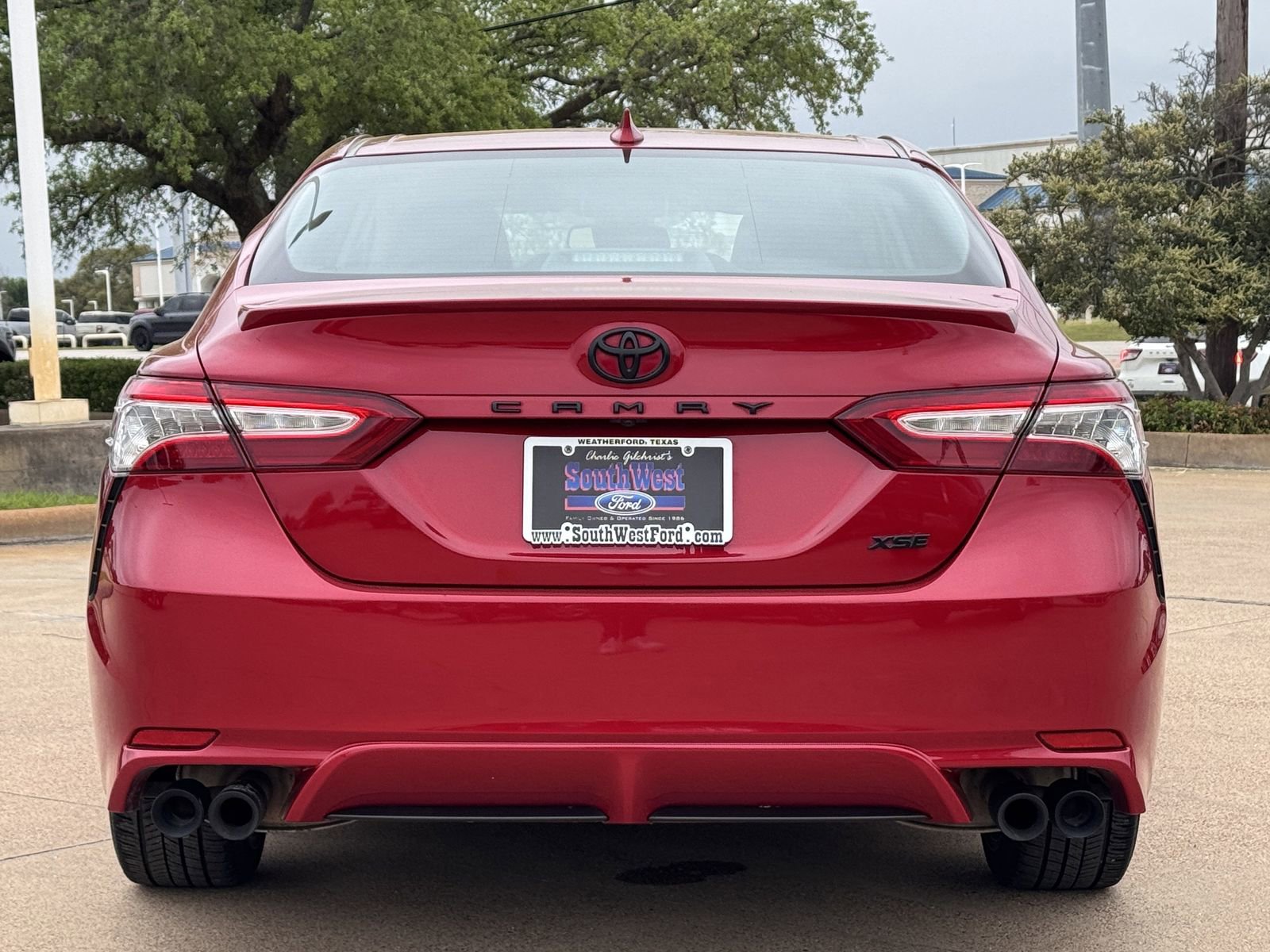 Used 2020 Toyota Camry XSE image 5