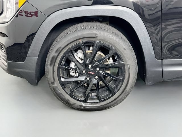Used 2023 GMC Terrain SLE w/ Driver Convenience Package AWD/4WD image 10
