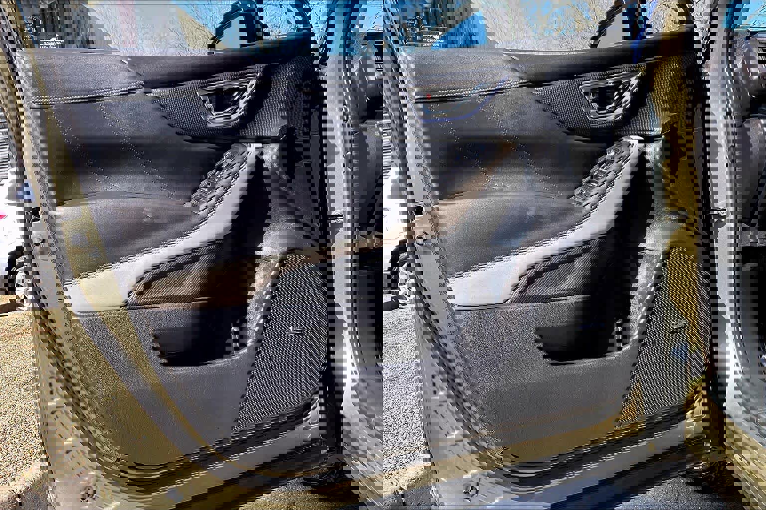 Used 2023 Subaru Forester Limited image 22