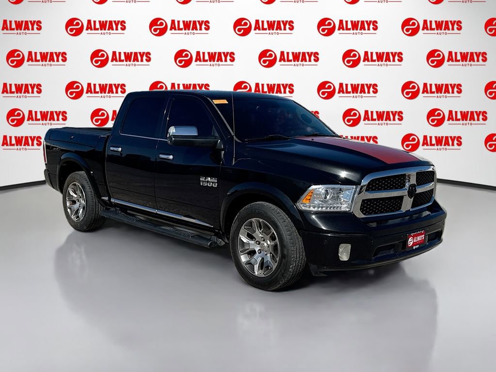 Used 2017 RAM 1500 Limited RWD image 3