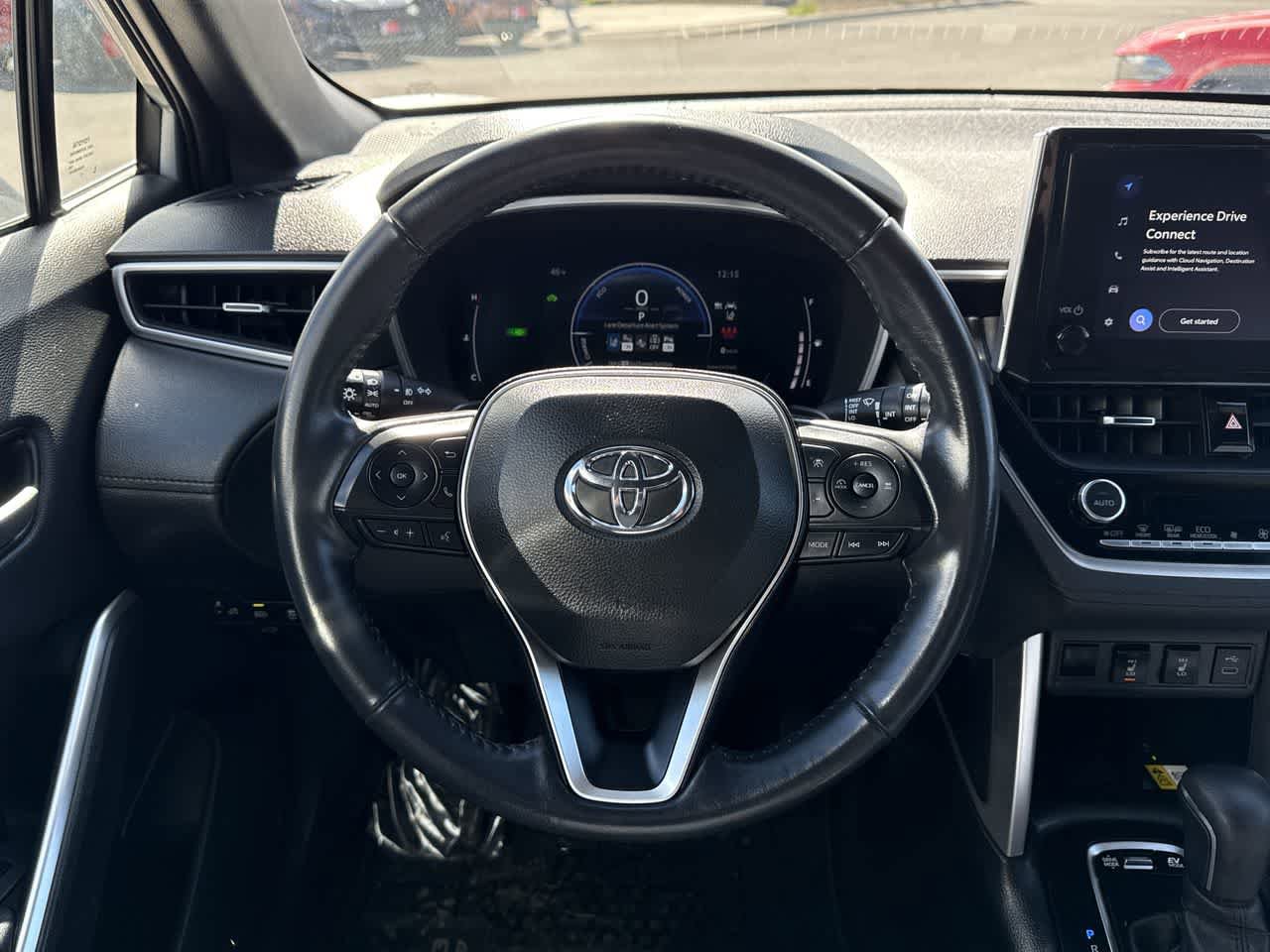Used 2023 Toyota Corolla Cross XSE w/ Convenience Package AWD/4WD image 16