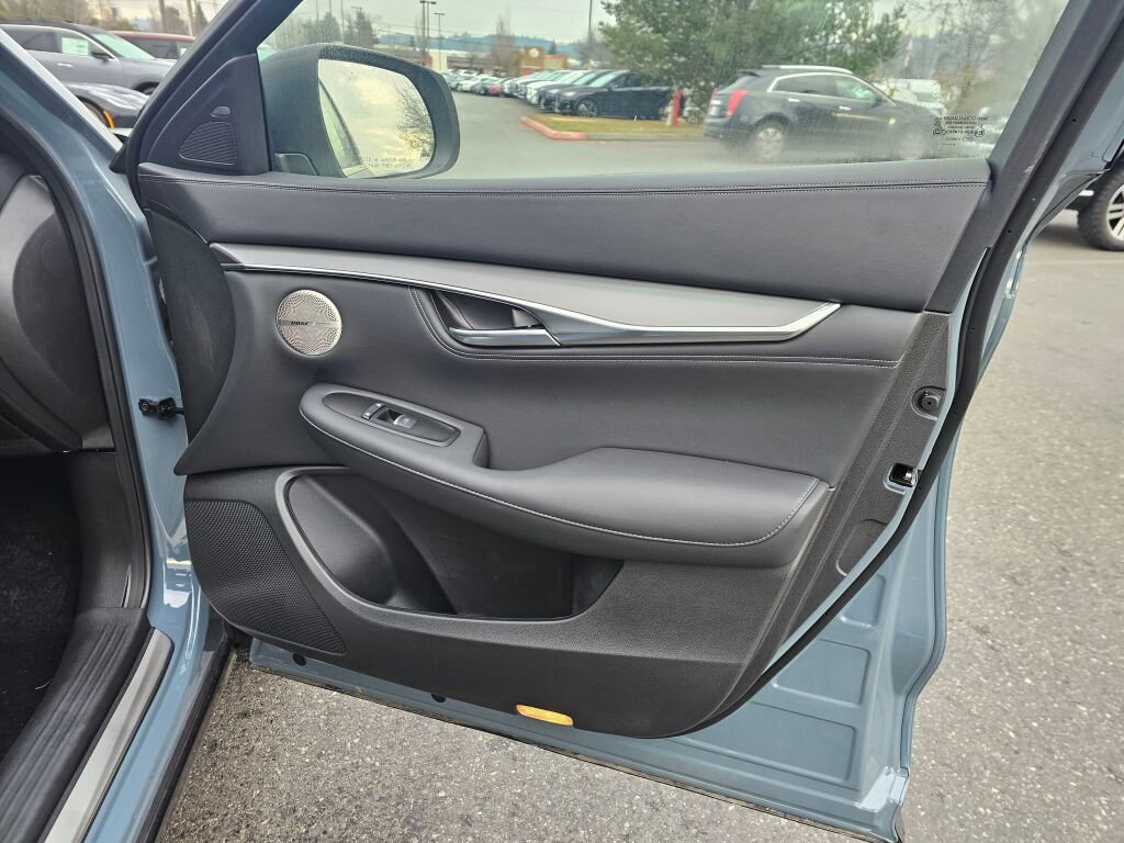 New 2025 INFINITI QX55 Essential image 10