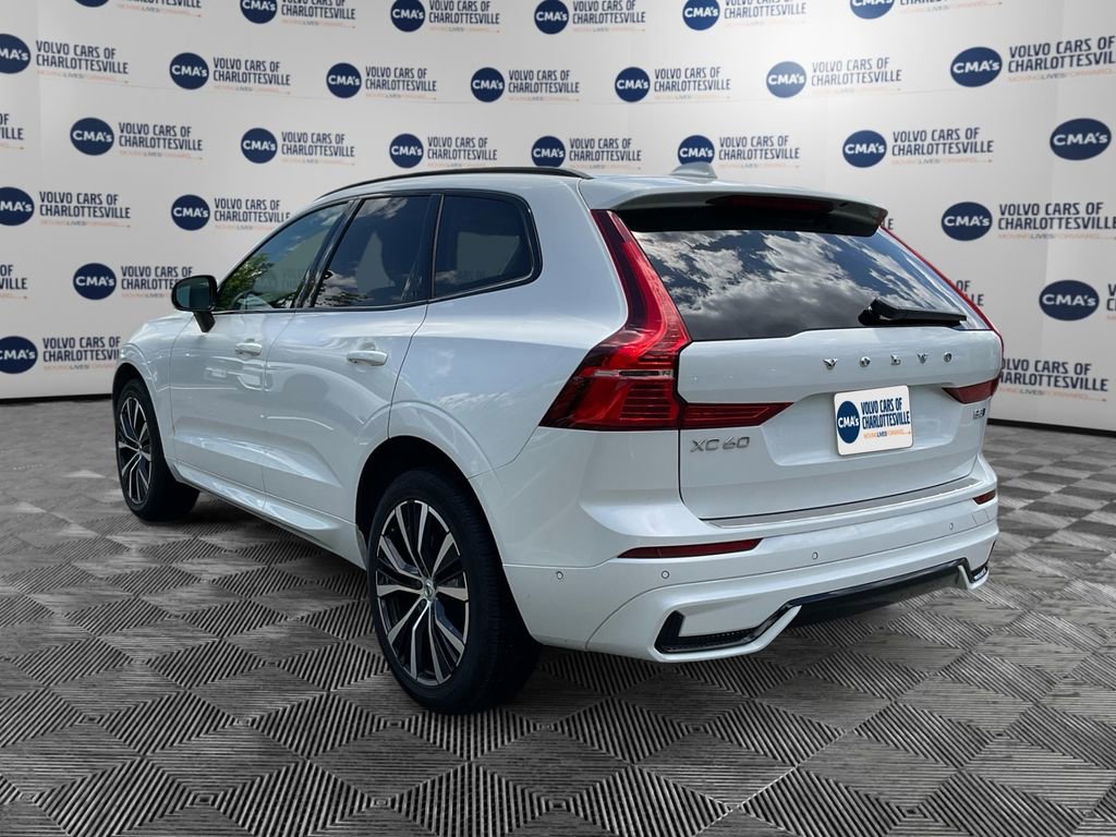 Used 2024 Volvo XC60 B5 Plus w/ Protection Package Premier AWD/4WD image 3