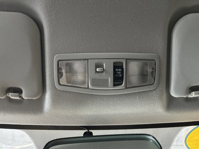 Used 2015 Mitsubishi Lancer Evolution GSR image 13