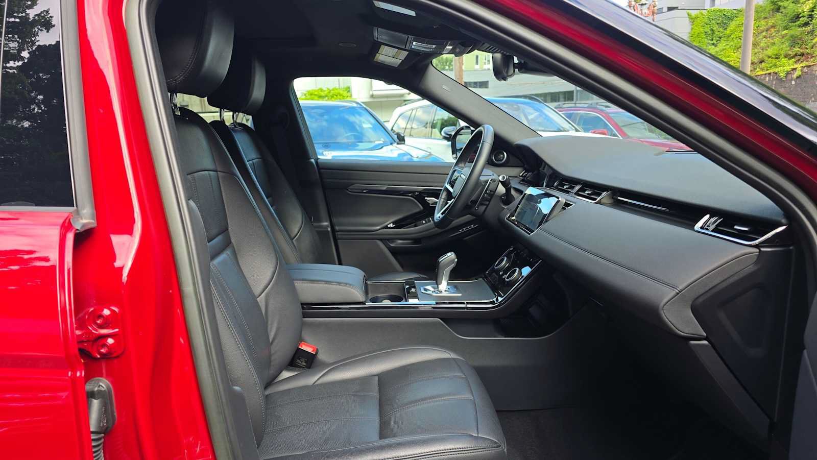 Used 2023 Land Rover Range Rover Evoque R-Dynamic SE AWD/4WD image 10