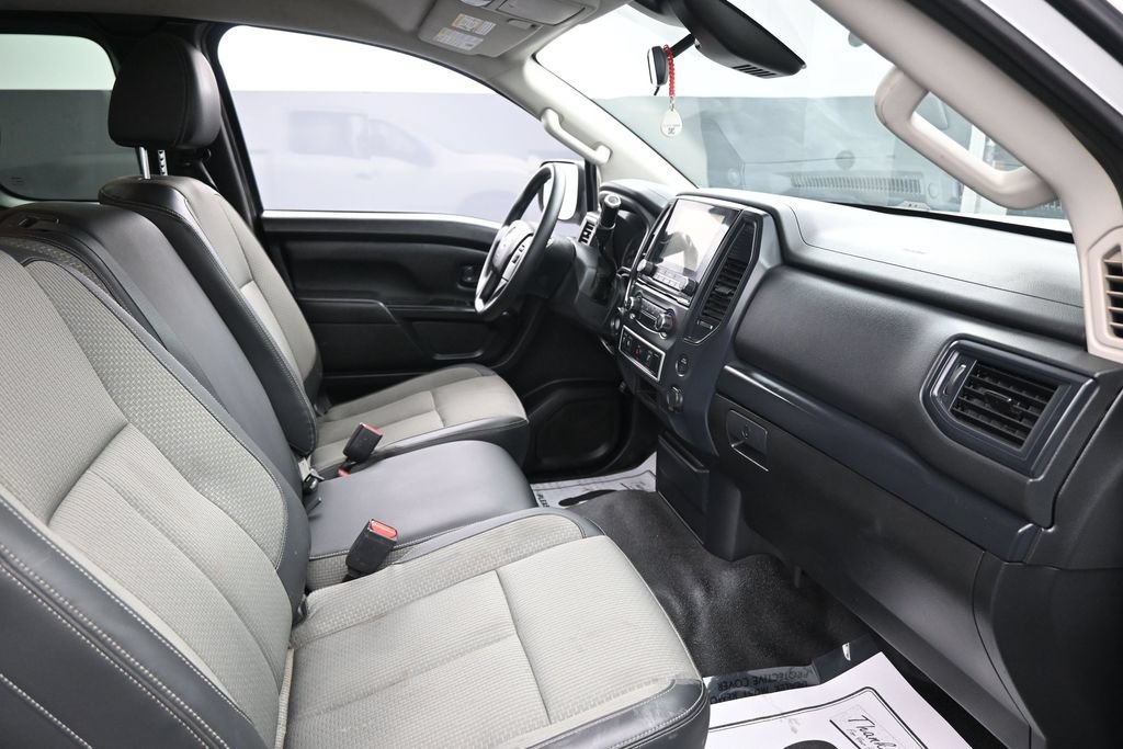 Used 2021 Nissan Titan S w/ S Utility Package RWD image 28