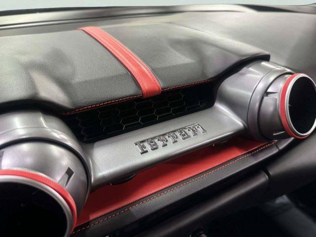 Used 2019 Ferrari 812 Superfast RWD image 47