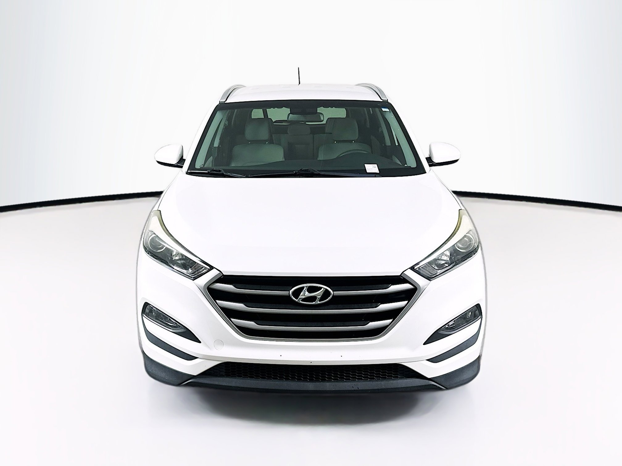Used 2017 Hyundai Tucson SE FWD image 2