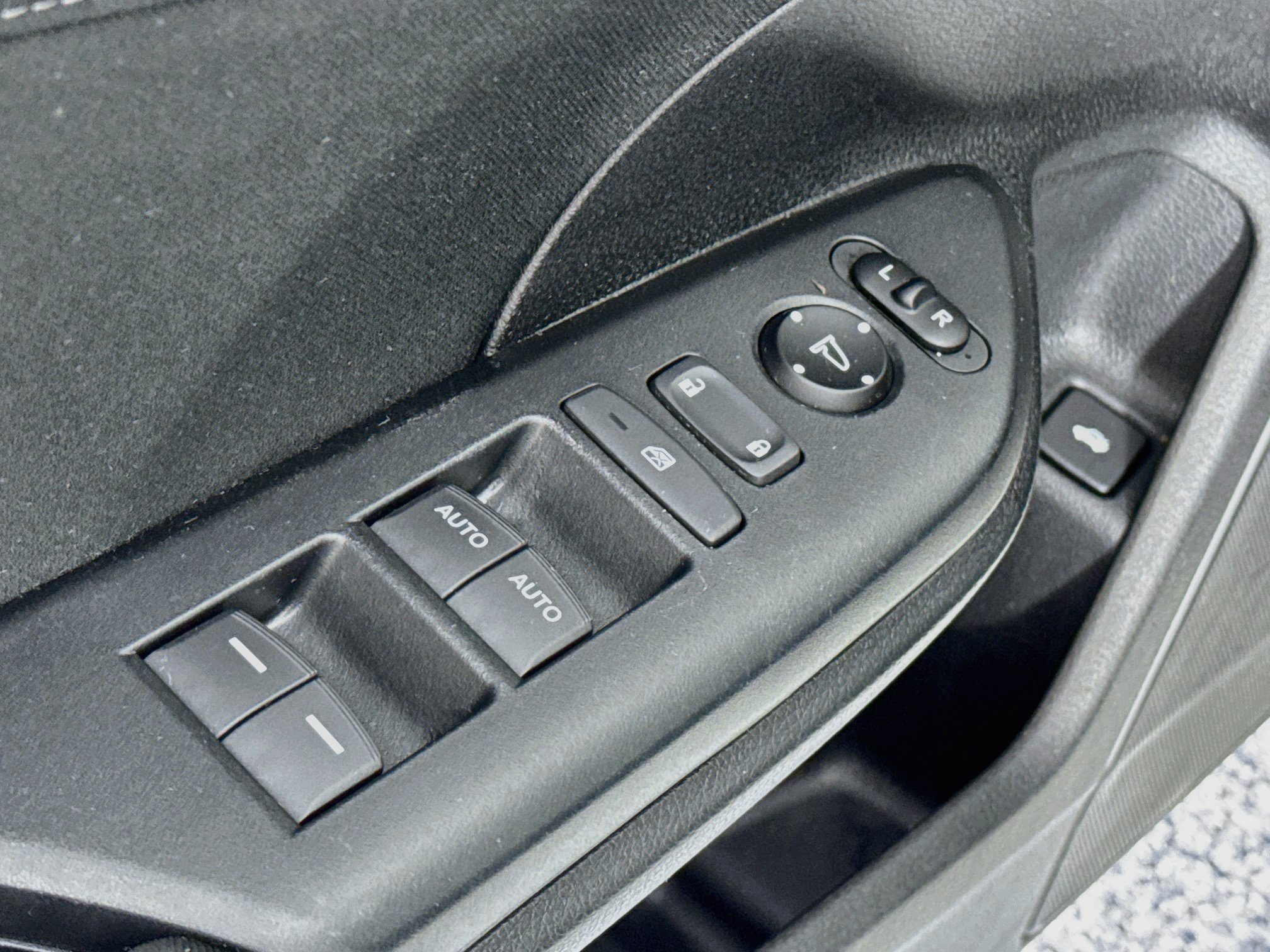 Certified 2017 Honda Civic EX image 17