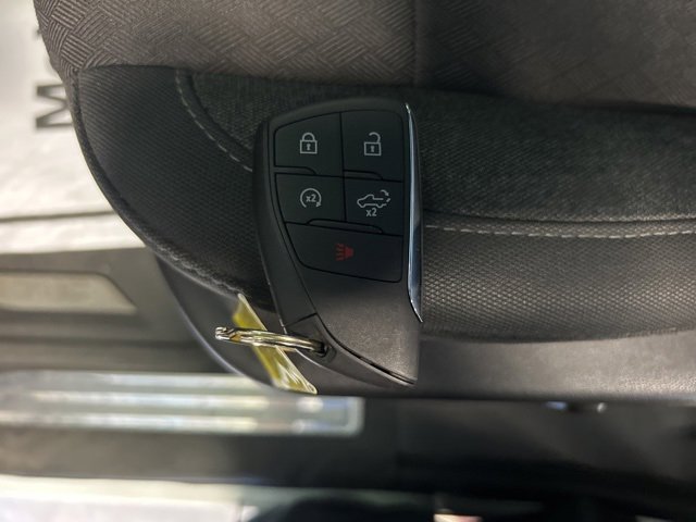 Used 2024 GMC Sierra 3500 SLE w/ Preferred Package image 34