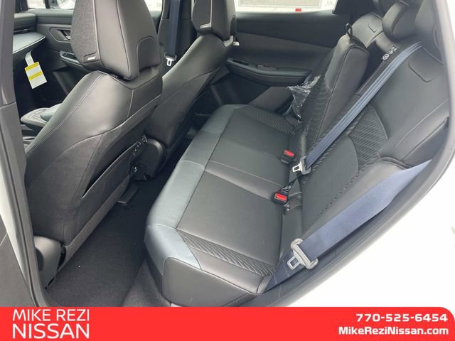 New 2026 Nissan Leaf Platinum+ w/ Cargo Package (Platinum+) FWD image 8