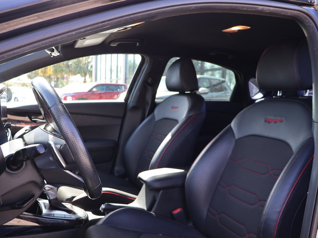 Used 2022 Kia Forte GT image 27