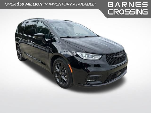 Used 2025 Chrysler Pacifica Limited FWD image 1
