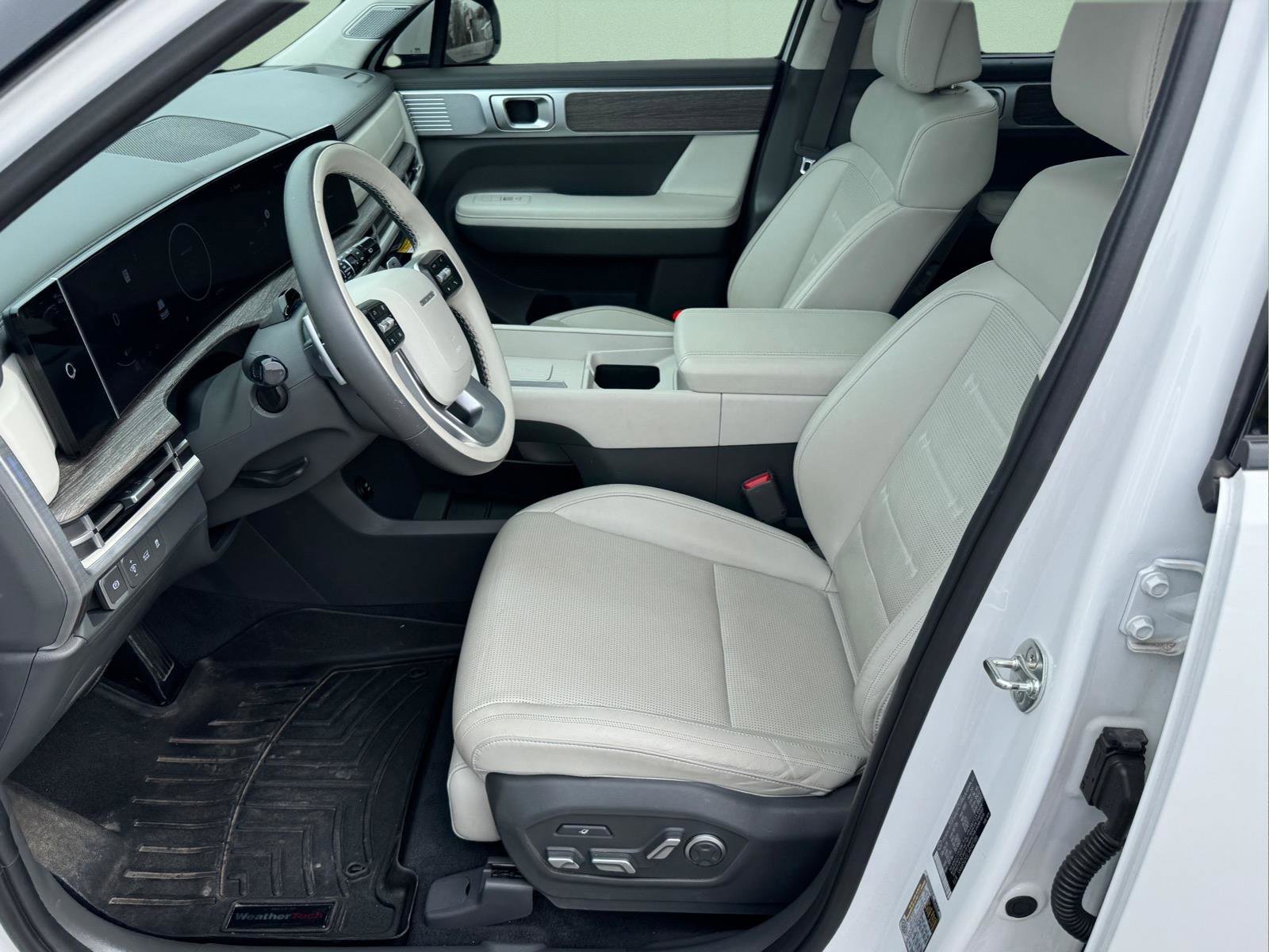 Used 2024 Hyundai Santa Fe Calligraphy image 5