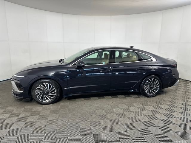 Used 2025 Hyundai Sonata Limited image 6