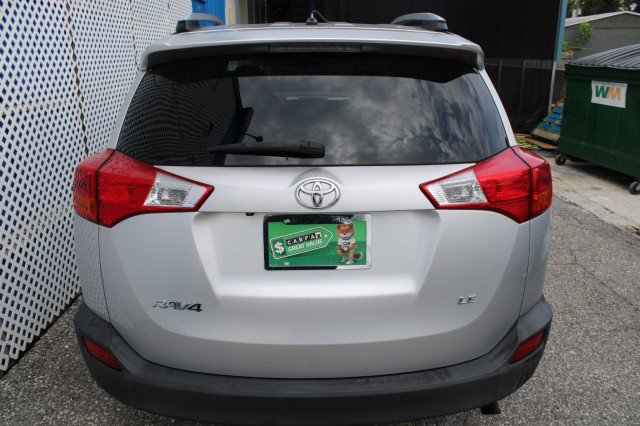 Used 2015 Toyota RAV4 LE FWD image 5