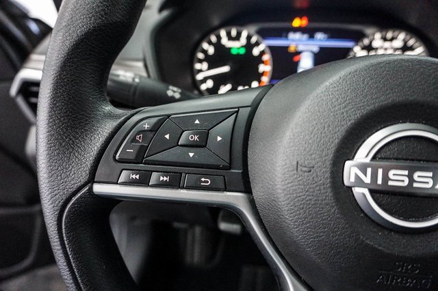 Used 2024 Nissan Altima 2.5 SV image 19