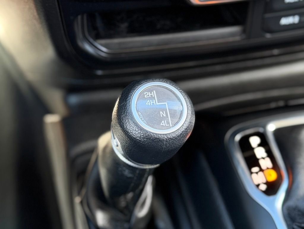 Used 2022 Jeep Wrangler Sport image 19