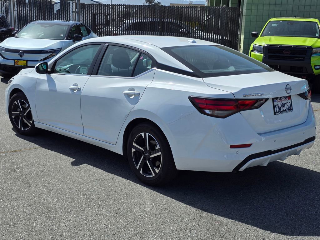 Used 2024 Nissan Sentra SV image 3