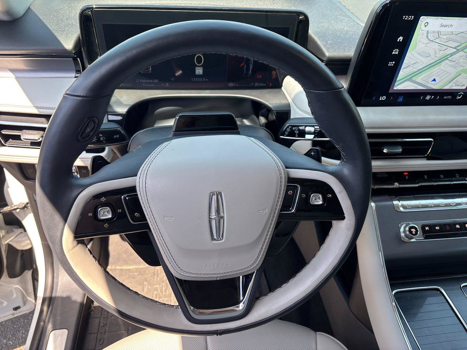 Used 2025 Lincoln Aviator 2WD image 18