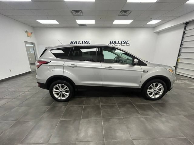 Used 2017 Ford Escape SE AWD/4WD image 8