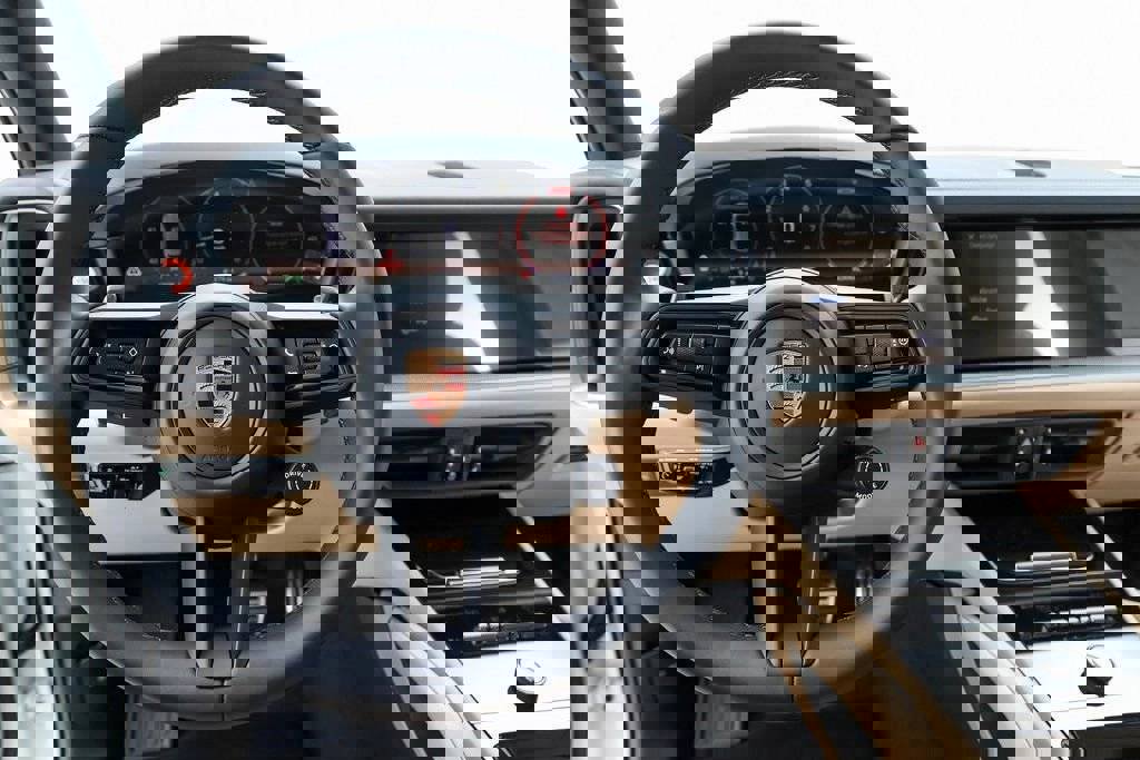 New 2026 Porsche Cayenne S image 47