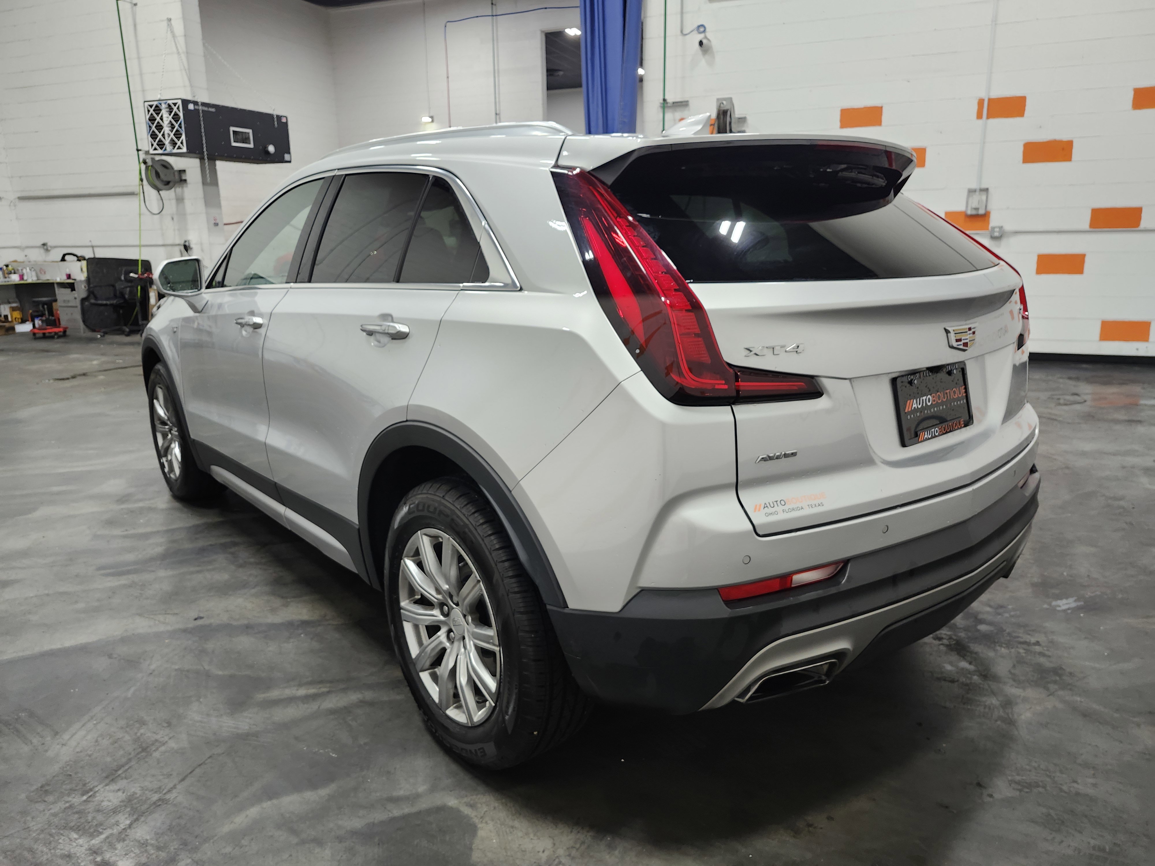 Used 2019 Cadillac XT4 Premium Luxury image 17