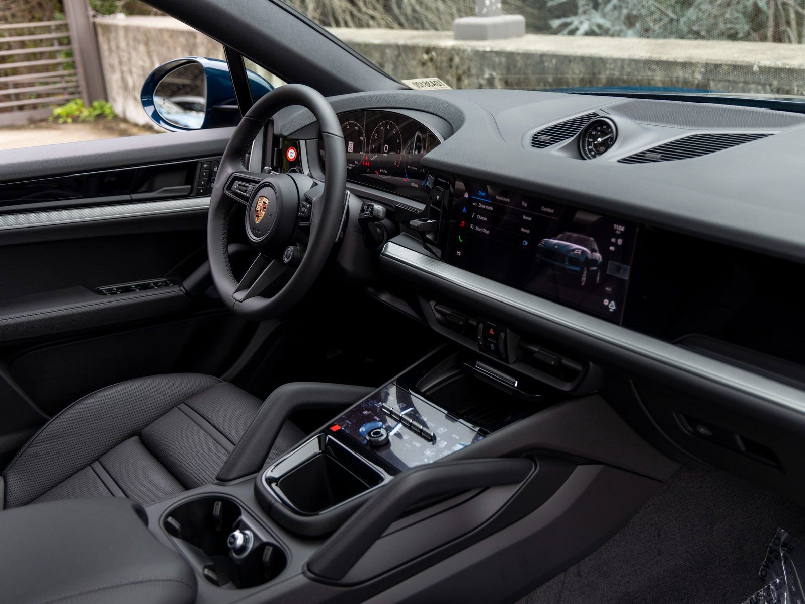 New 2026 Porsche Cayenne Coupe image 49