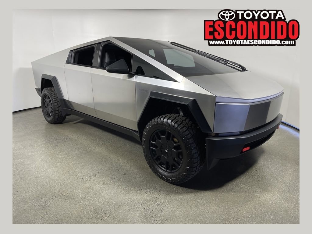 Used 2024 Tesla Cybertruck AWD Crew Cab image 1
