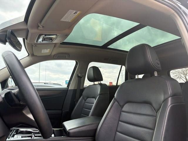 Used 2024 Volkswagen Atlas SEL image 25