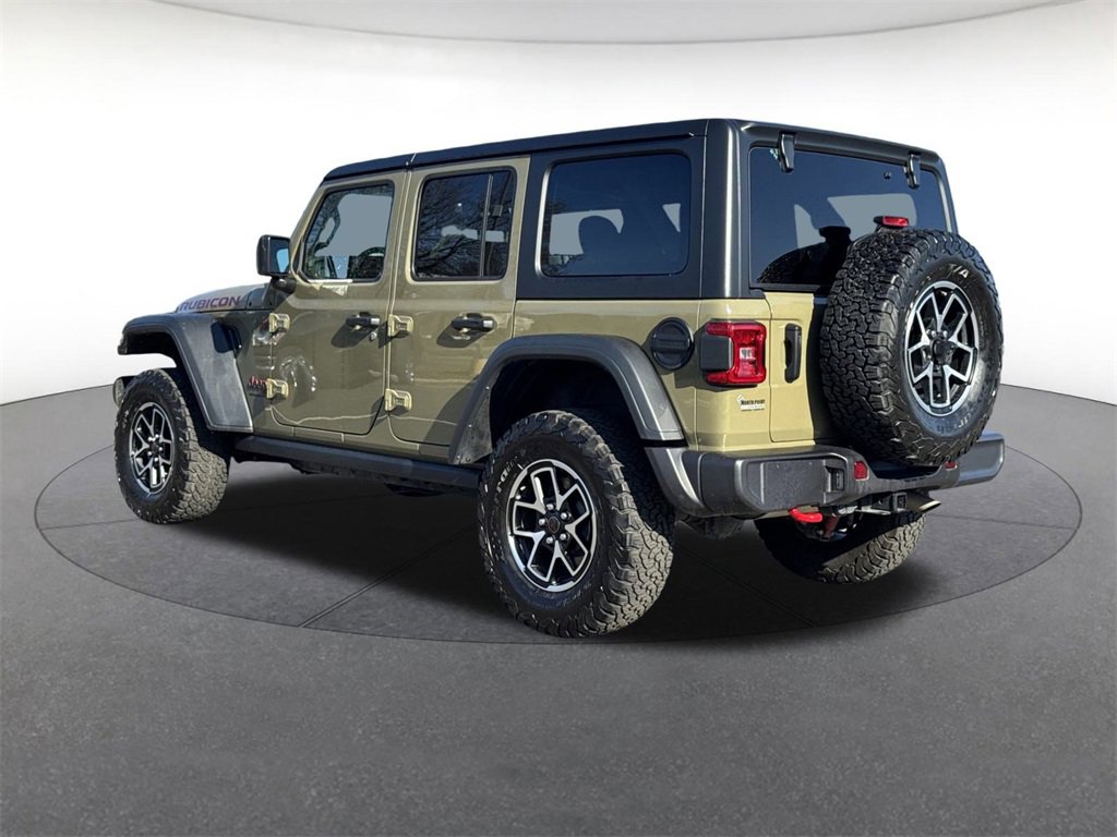 Used 2025 Jeep Wrangler Unlimited Rubicon image 3